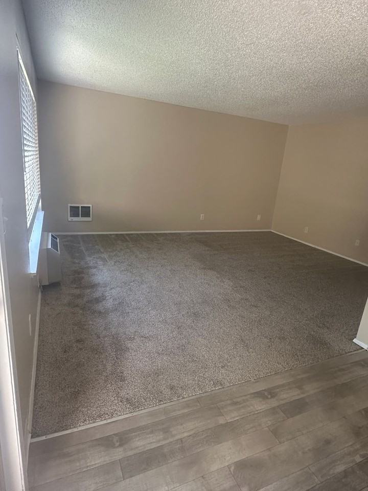 Evergreen Estates Apartments - Photo 6 of 6