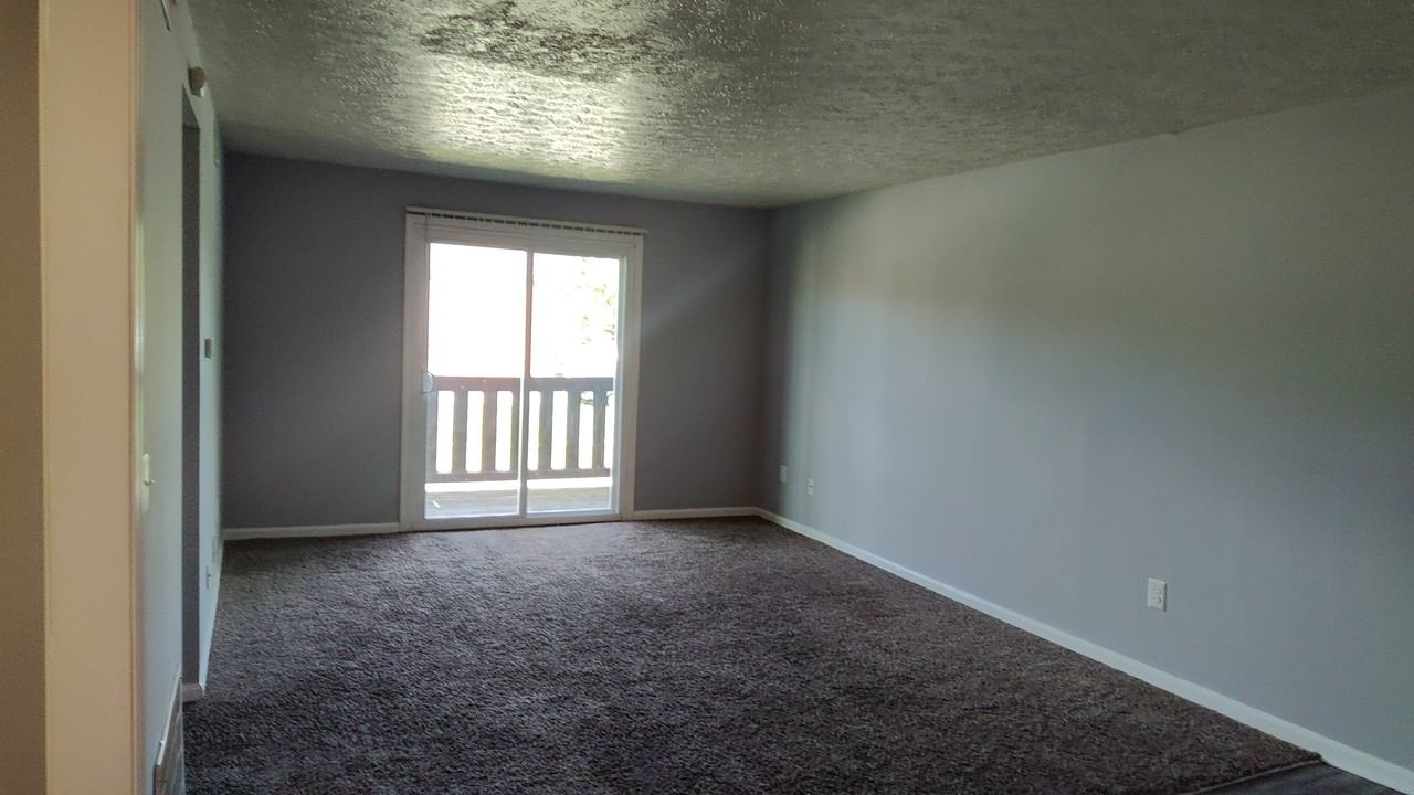 4500 Landside Drive - Photo 3 of 7