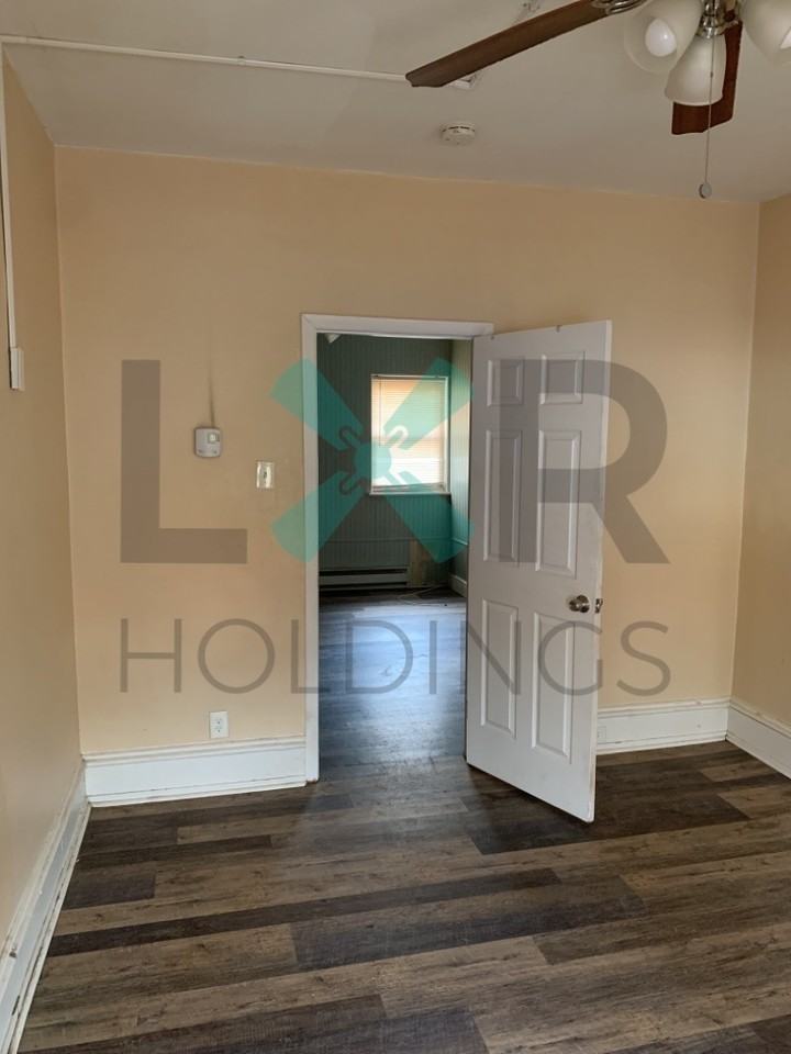 508 W Airy St, Norristown, PA - Photo 2 of 5