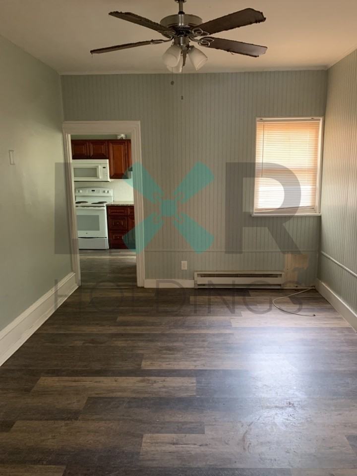 508 W Airy St, Norristown, PA - Photo 3 of 5