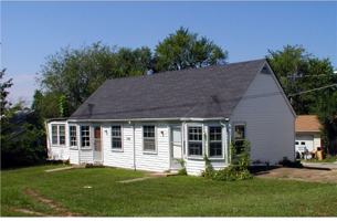 featured image of 304 E 19th St