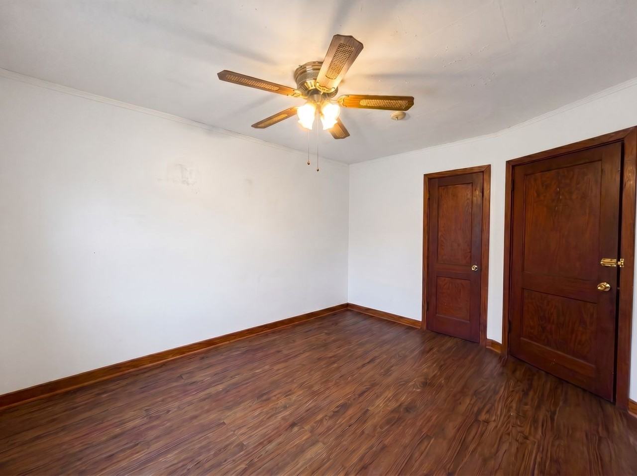 1936 Frisco Ave - Photo 7 of 7