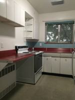 featured image of 421 5th St W #2