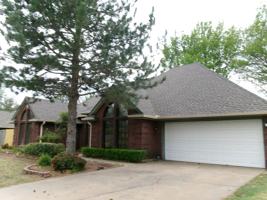 featured image of 2804 Ne Scottsdale Cir