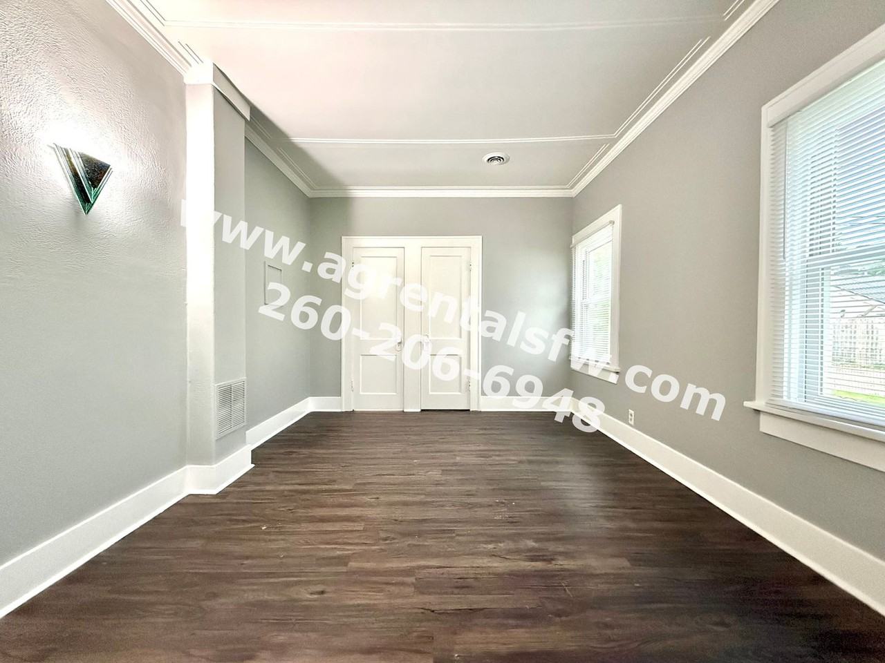 1710 Tilden Ave - Photo 4 of 9