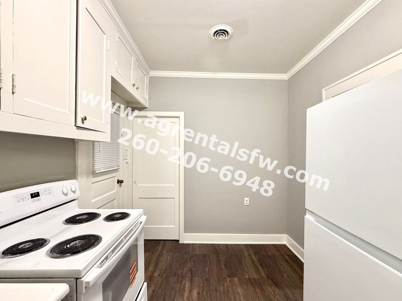 1710 Tilden Ave - Photo 7 of 9