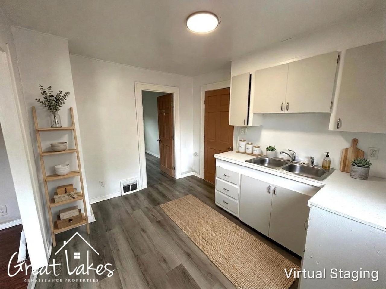 7605 Jackson Ave - Photo 3 of 13