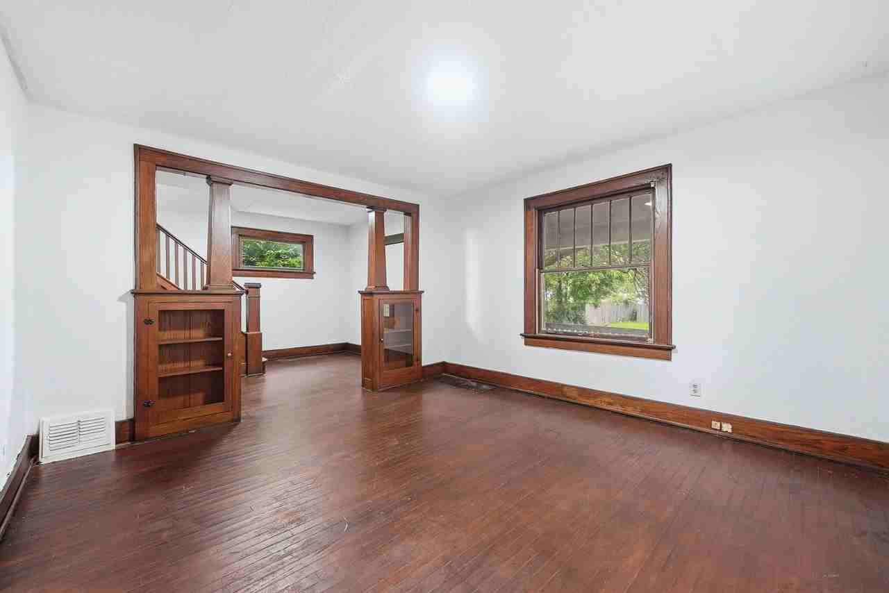2806 New Haven Ave - Photo 3 of 36