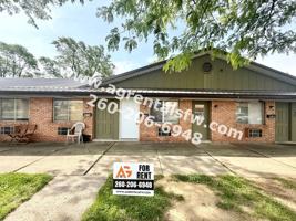 featured image of 901 W Brookwood Ct