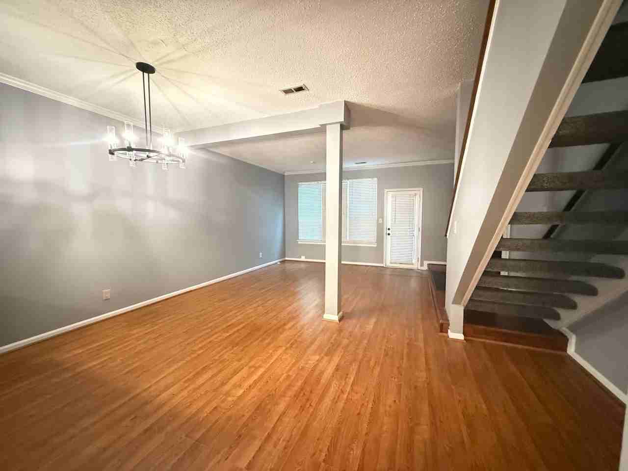 1547 Heritage Ave - Photo 5 of 13