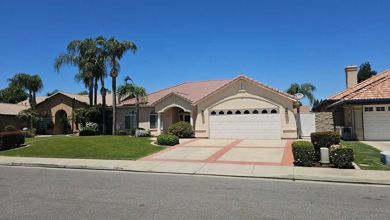 5309 Headlands Dr - Photo 3 of 19