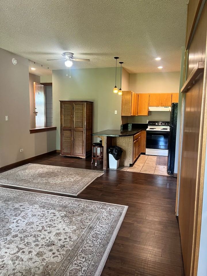 102 Valley View Dr #3162-63 - Photo 6 of 16