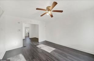 featured image of 1133 Clover Ln