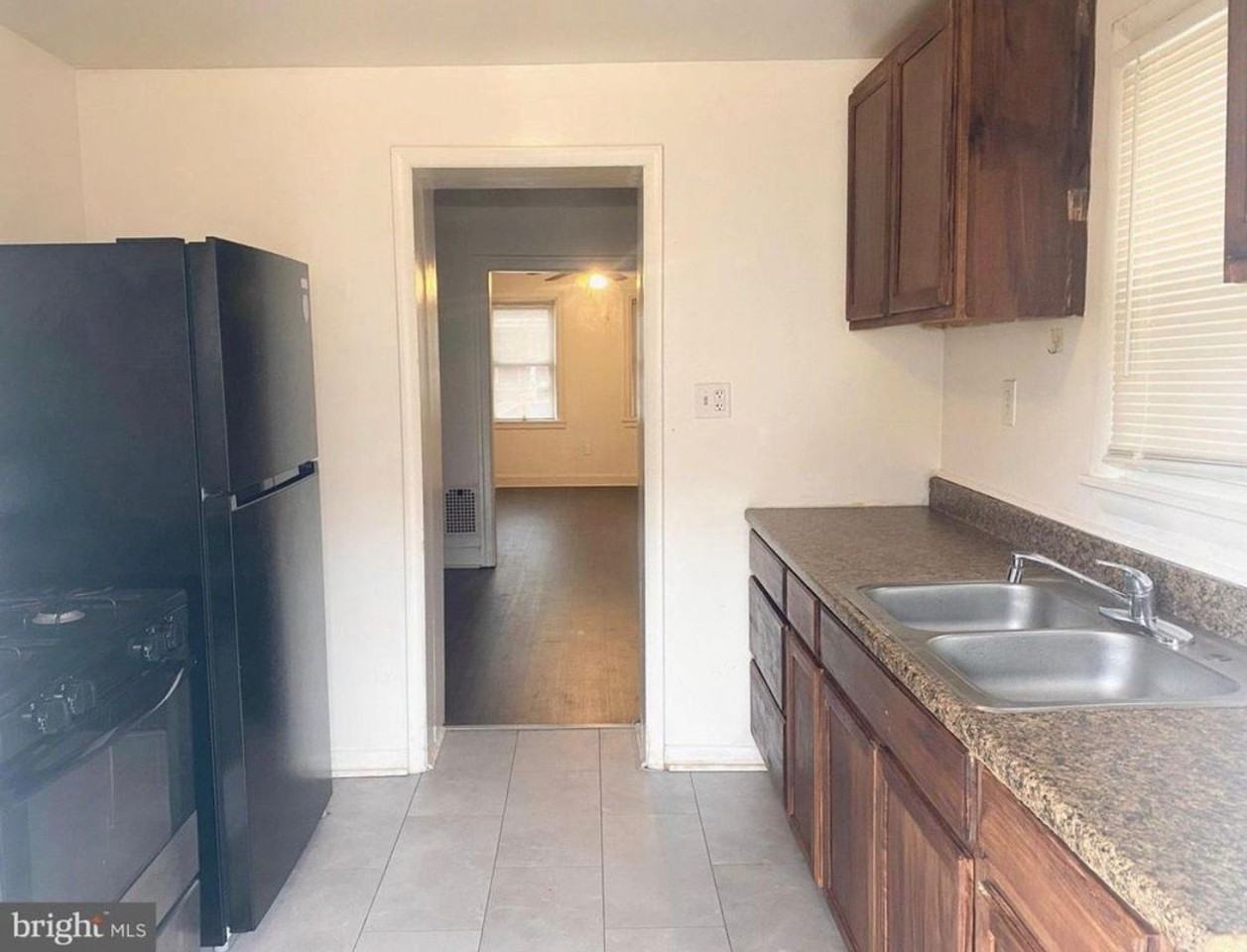 1133 Clover Ln - Photo 5 of 14