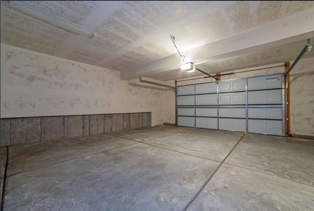 939 S Aspen Loop - Photo 7 of 20