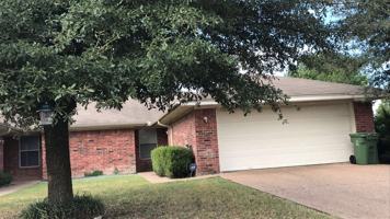 featured image of 409 Connie Dr