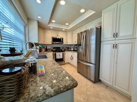 featured image of 7034 Ivy St