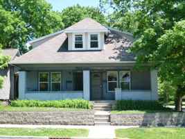featured image of 830 S 4th St