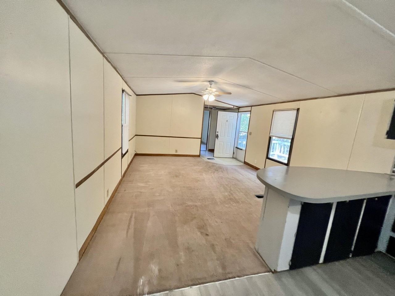 5566 Sycamore St - Photo 4 of 13
