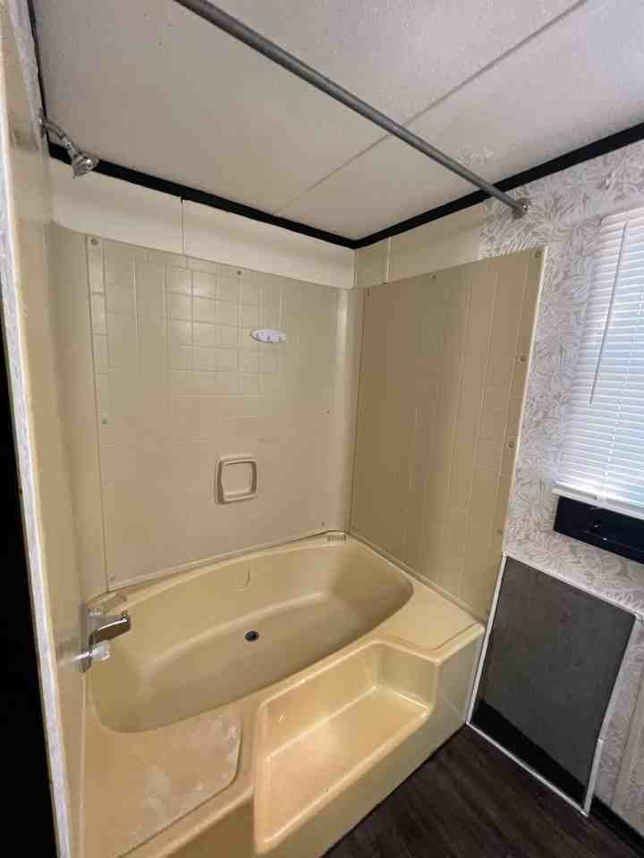 5566 Sycamore St - Photo 7 of 13
