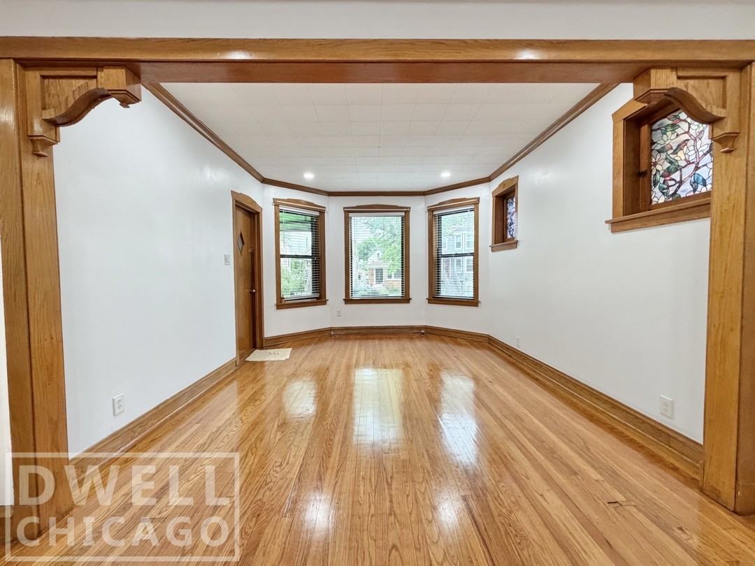 3322 N Hamlin Ave #1 - Photo 2 of 27