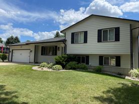 4401 E Oak St - Photo 1 of 1