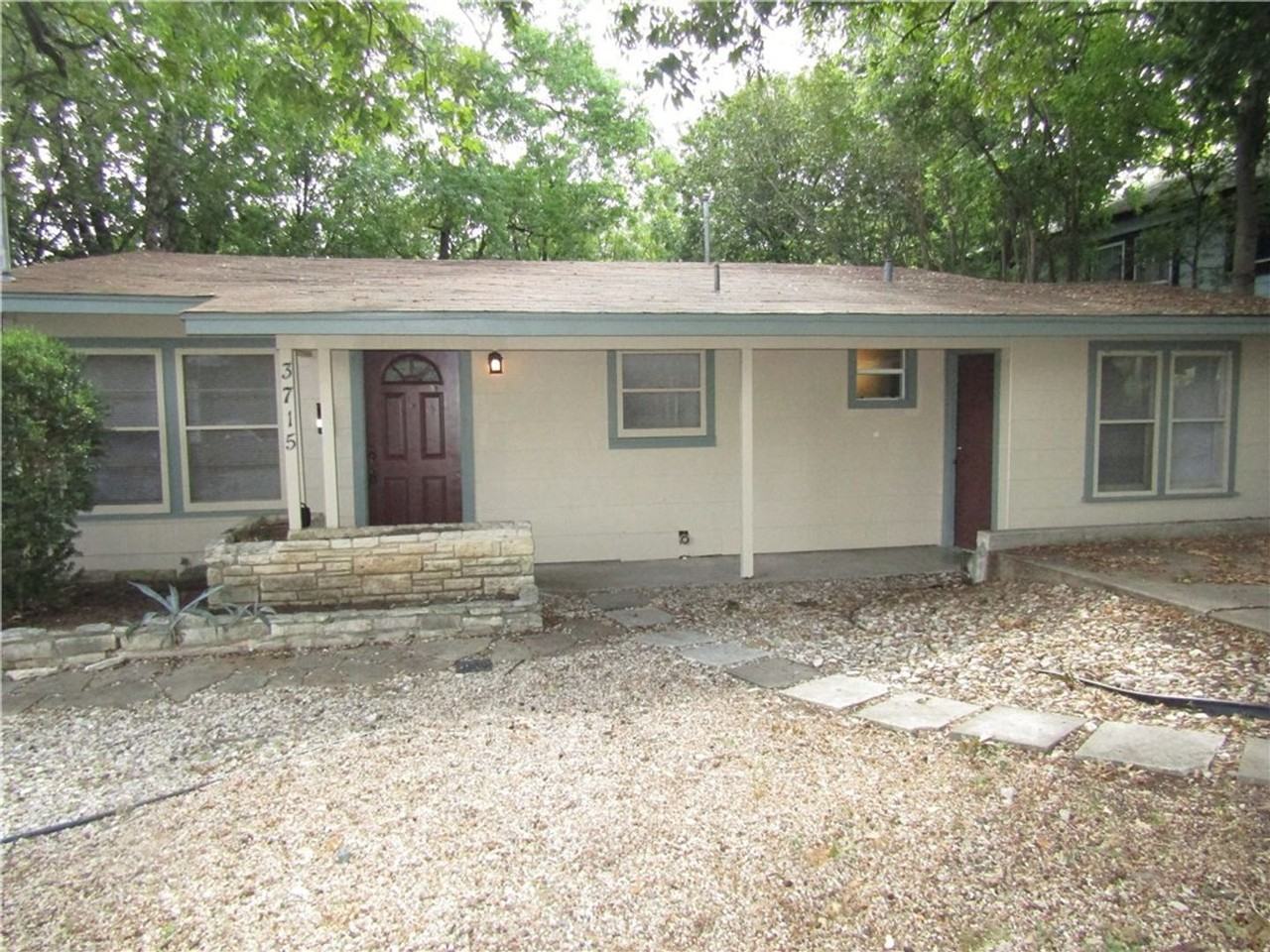 3715 Hollywood Ave - Photo 3 of 34
