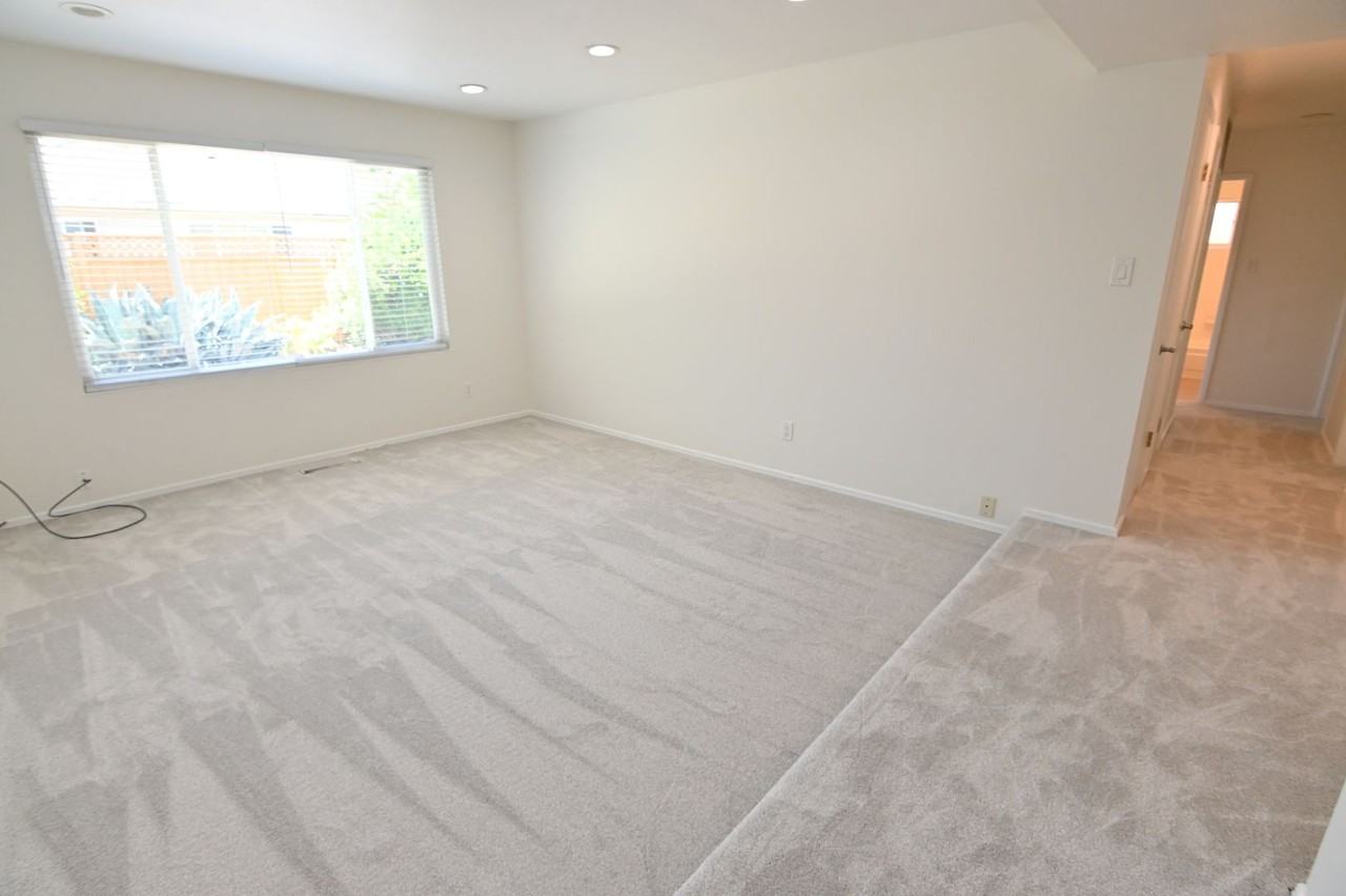 5659 Lathrop Dr - Photo 4 of 33