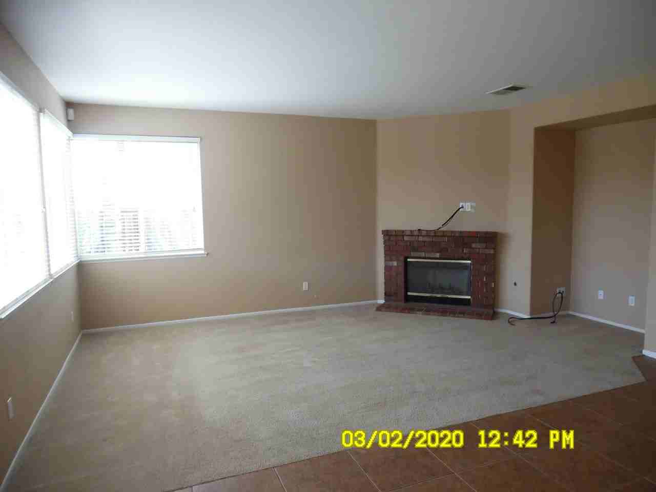 36852 Ranch House St - Photo 4 of 16