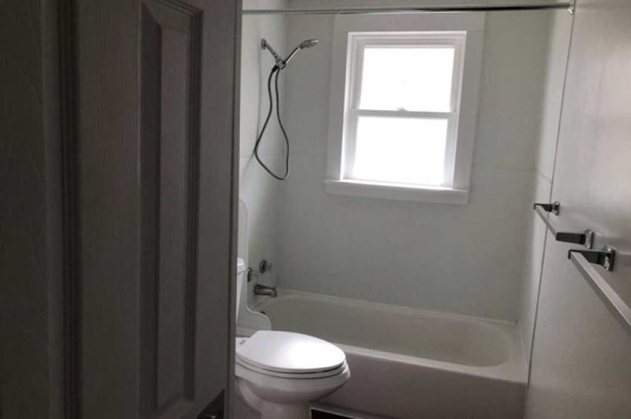 1625 Boston Ave - Photo 4 of 5