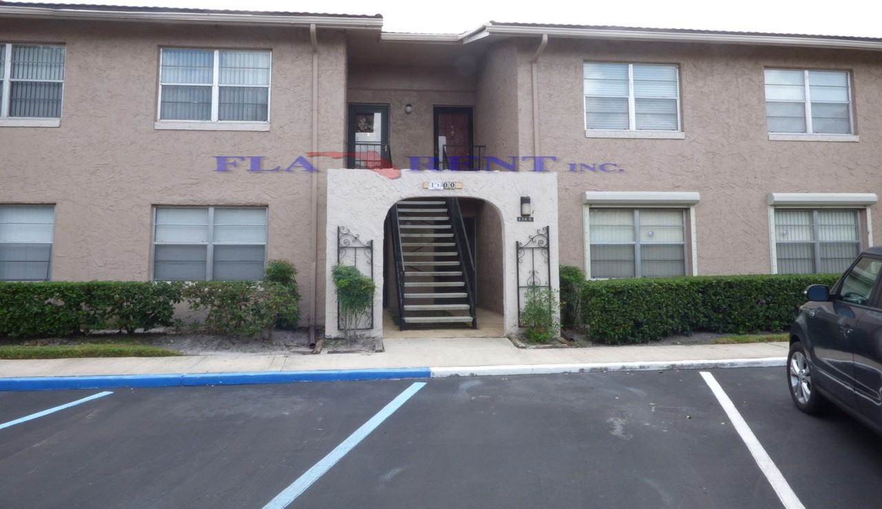 1160 Calle Del Norte #C - Photo 2 of 13