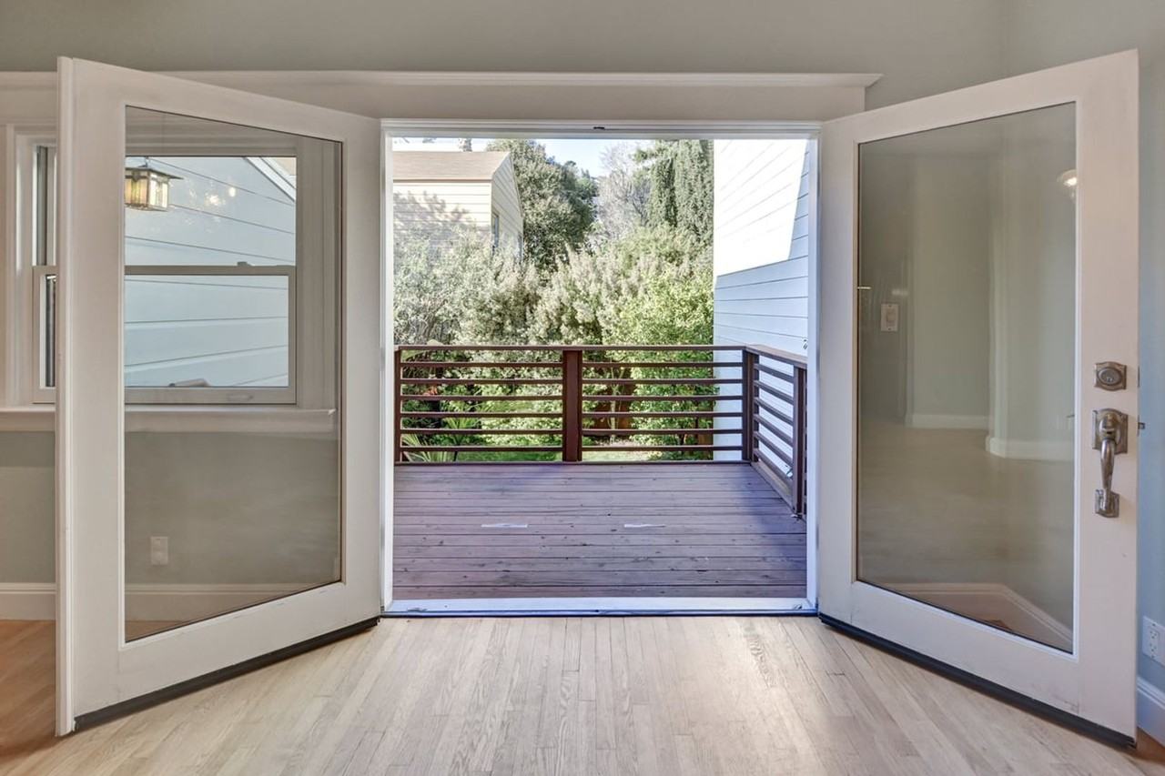 1626 Noe St - Photo 5 of 38