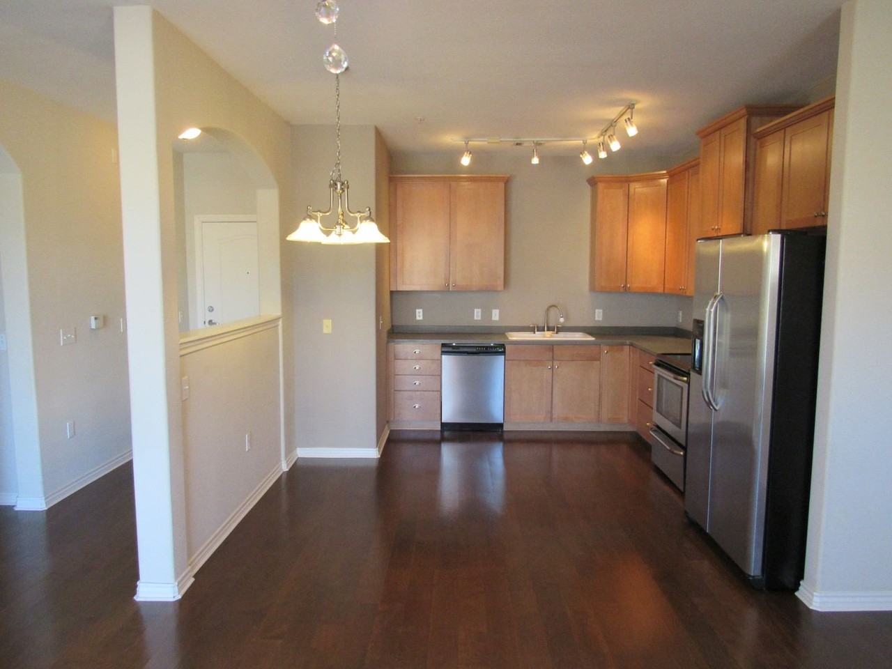 3601 E 103rd Cir #B13 - Photo 4 of 23