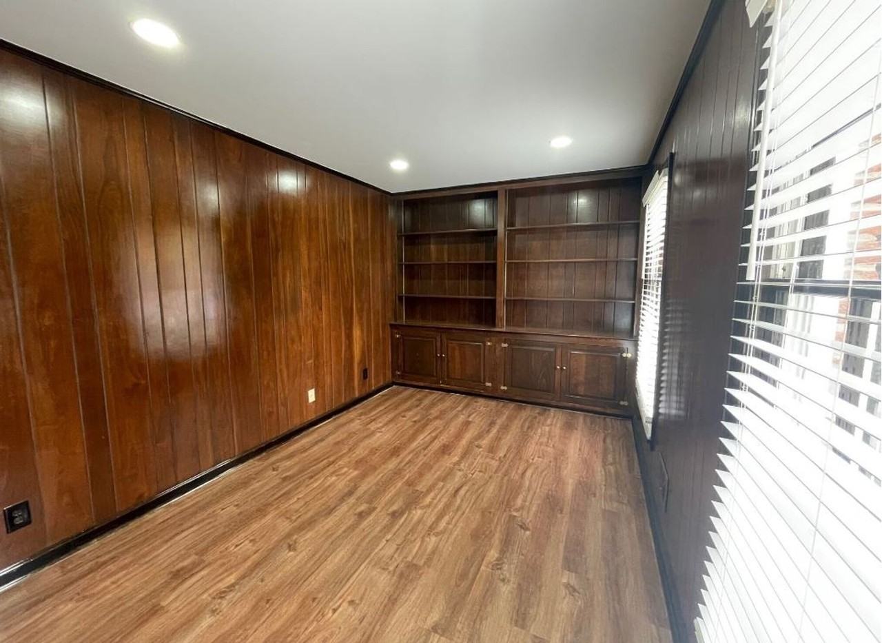 10806 Dartford Pl - Photo 3 of 28