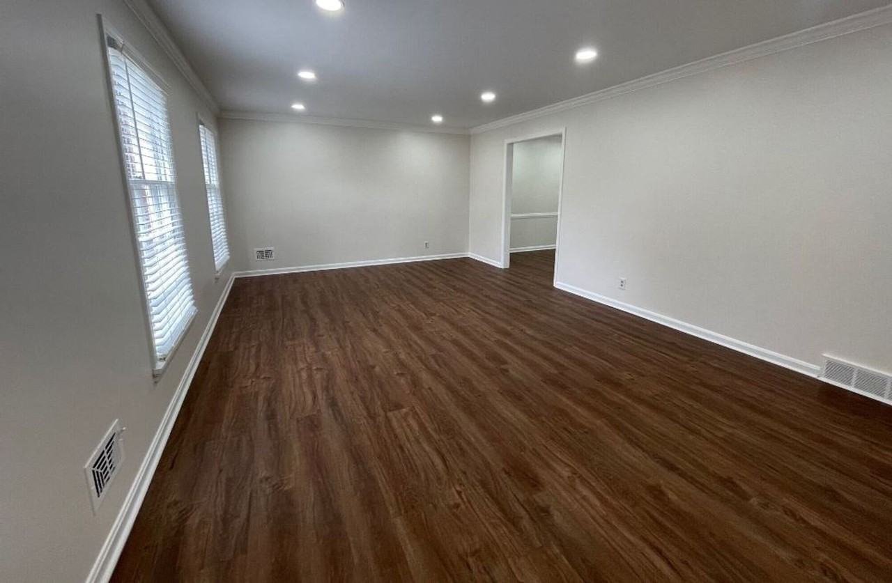 10806 Dartford Pl - Photo 4 of 28