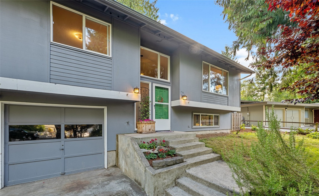 5408 25th Ave Nw - Photo 3 of 31