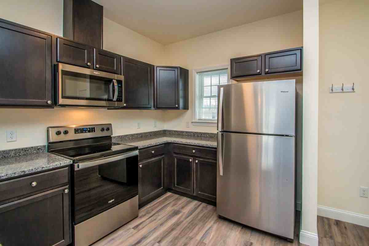 38 Alpine Place Dr ##210 - Photo 4 of 27