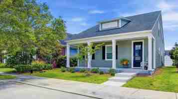 featured image of 179 Garden Row Dr N