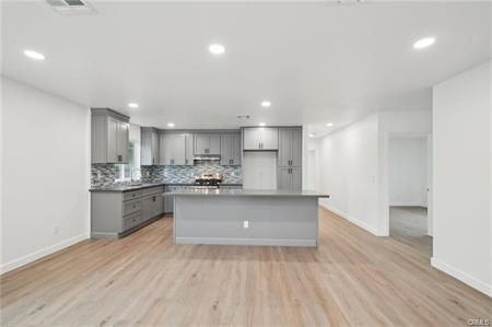 4664 Sierra St - Photo 5 of 9