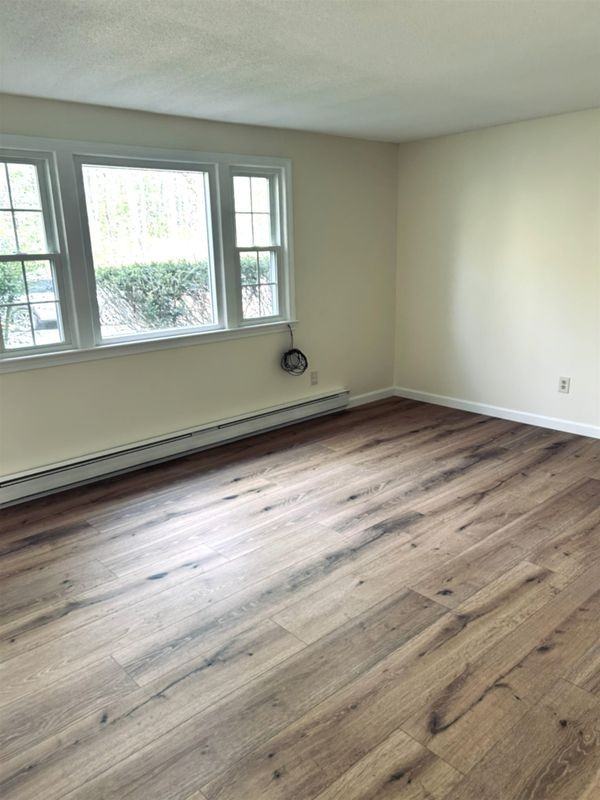 15B Deerwood Dr - Photo 3 of 6