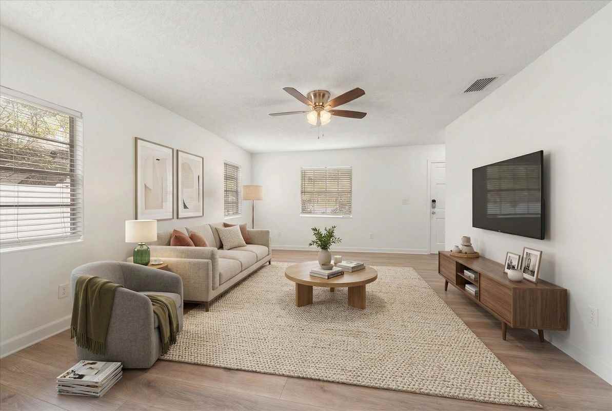 3128 W Varn Ave - Photo 2 of 3