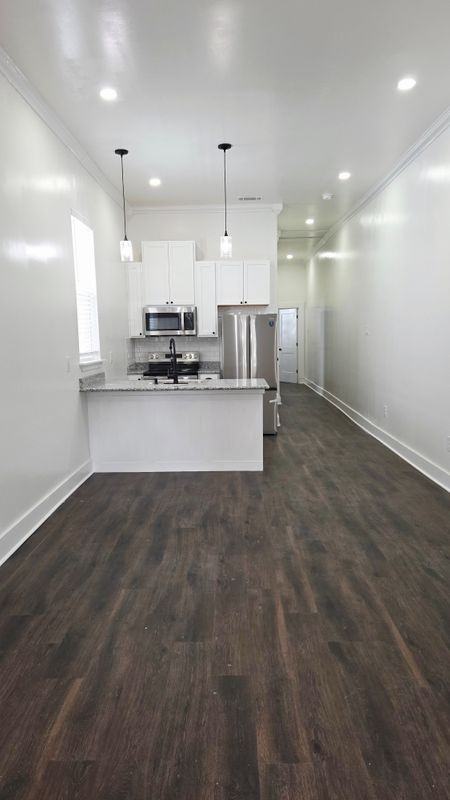 1822 Cambronne St - Photo 7 of 11