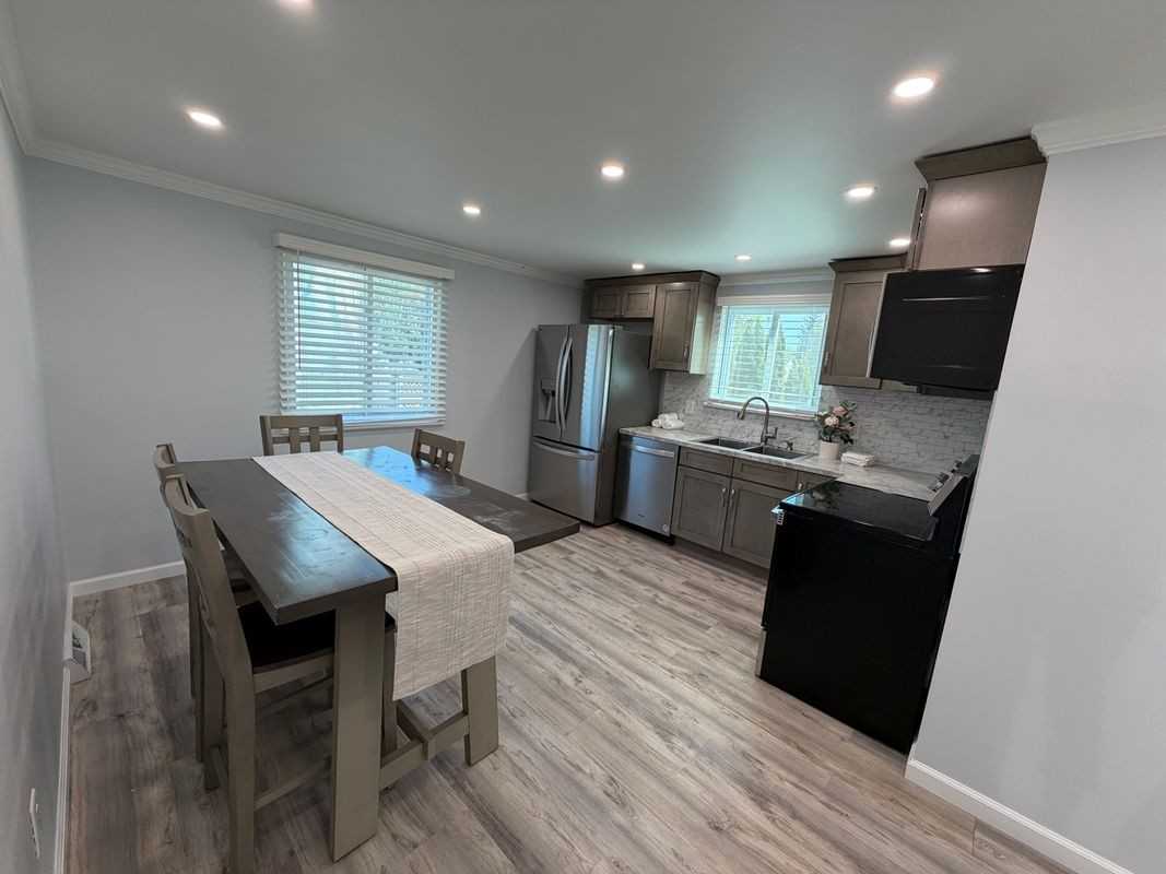 247 Robert Dr ##1 - Photo 6 of 22