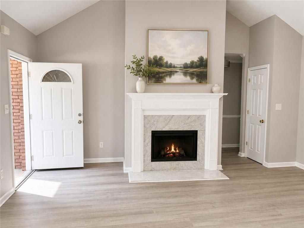 865 Mcdonough Rd - Photo 3 of 8