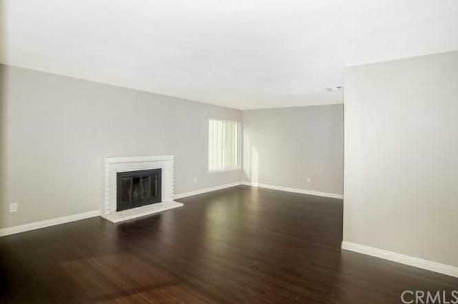 2057 S Cherry Ave - Photo 3 of 16