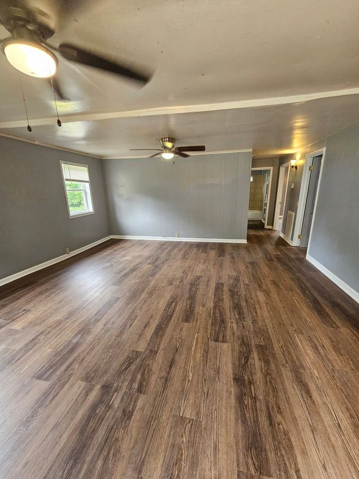 907 Denver - Photo 2 of 20