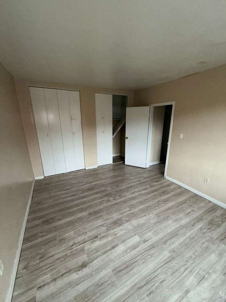 13945 Superior Road, East Cleveland - Photo 3 of 9