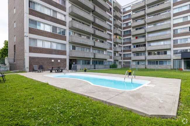4020 Boulevard Saint-Jean - Photo 5 of 10