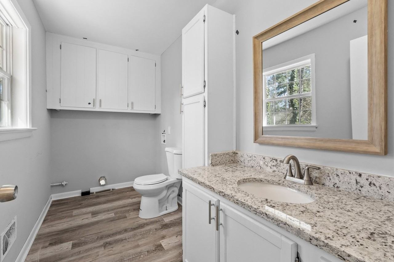 2604 Greyson St - Photo 5 of 9