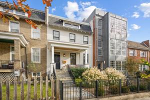featured image of 1145 5th St Ne